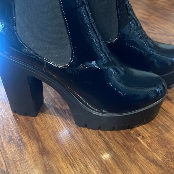 Seychelles Gracie Patent Leather Platform chunky ankle goth Boot 10 - Picture 7 of 16
